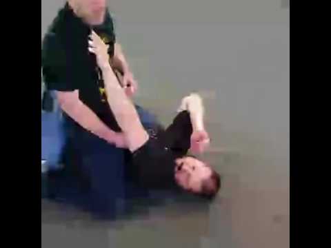 COMBAT SILAT SEMINAR: Simple ground defense
