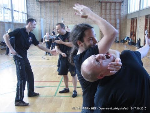 Silat Suffian Bela Diri – 2 vs 1 Knife Defence Mentality